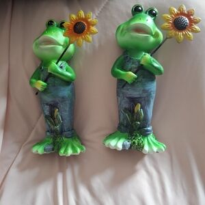 Green Frog Figurines with Sunflowers